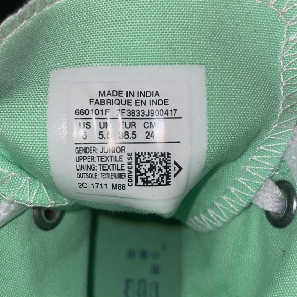 Hightop converse, lime green, never worn - Picture 3 of 4